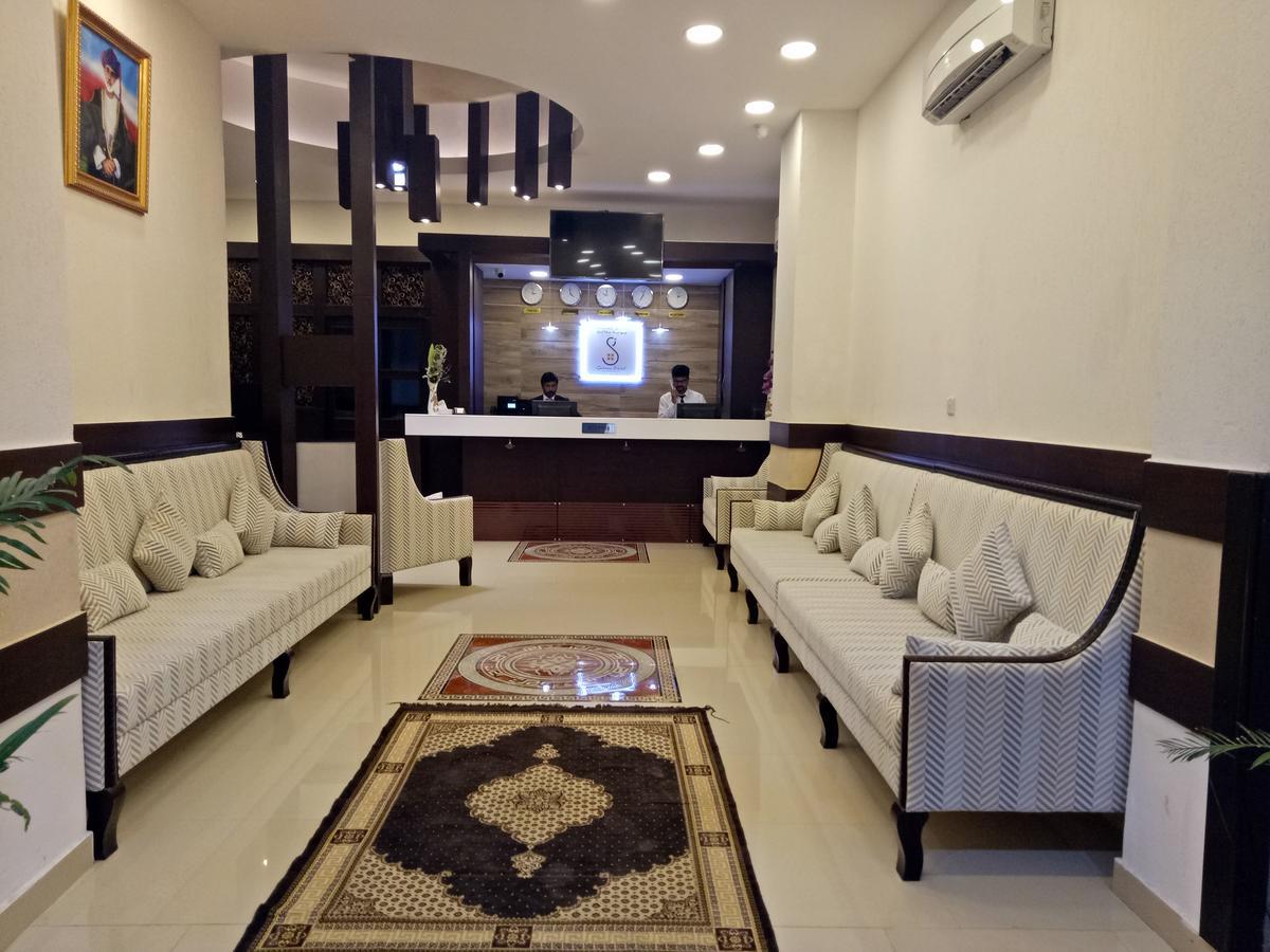 Gateway Salalah Hotel Apartments Екстериор снимка