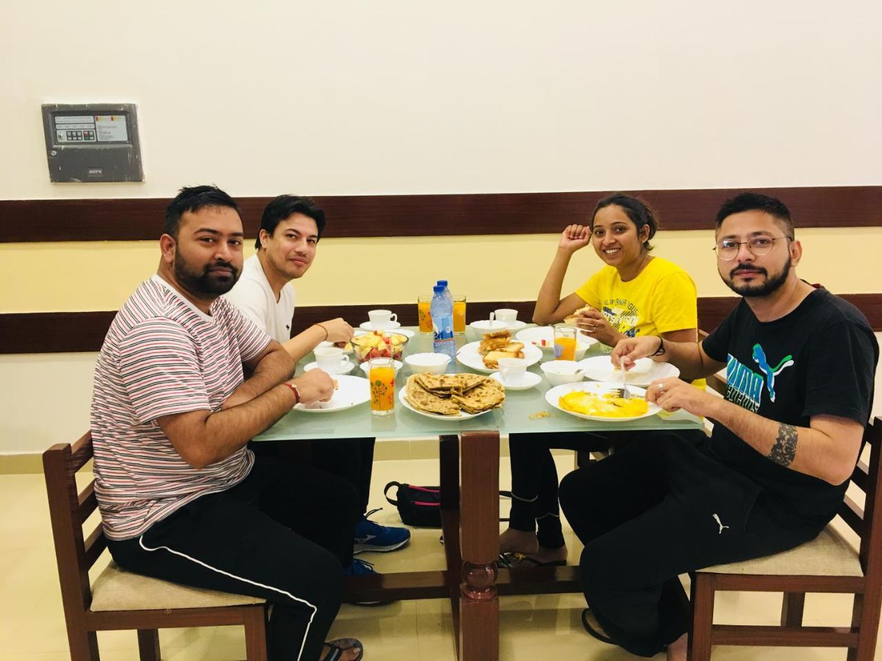 Gateway Salalah Hotel Apartments Екстериор снимка