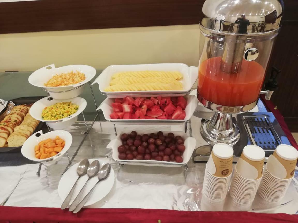 Gateway Salalah Hotel Apartments Екстериор снимка